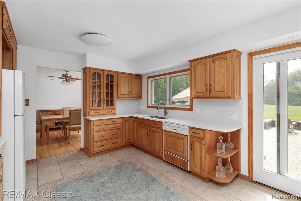8173 Earhart Road, South Lyon, MI 48178 — Photo 16
