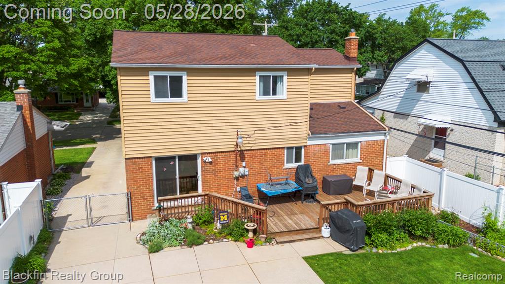 430 N Batchewana Street, Clawson, MI — Photo 28