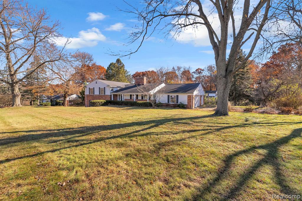 4265 Pine Tree Trail, Bloomfield Hills, MI 48302 — Photo 5