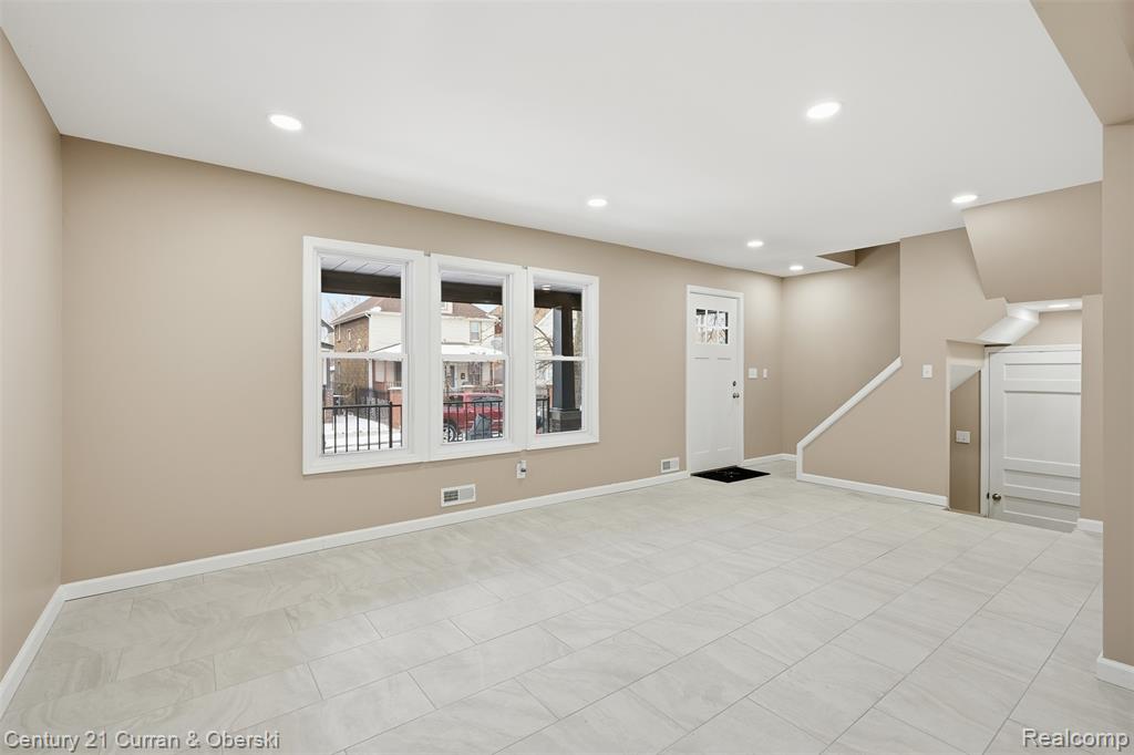 8063 Gartner Street, Detroit, MI 48209 — Photo 4