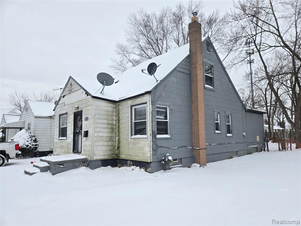 20521 Strasburg Street - Photo 2
