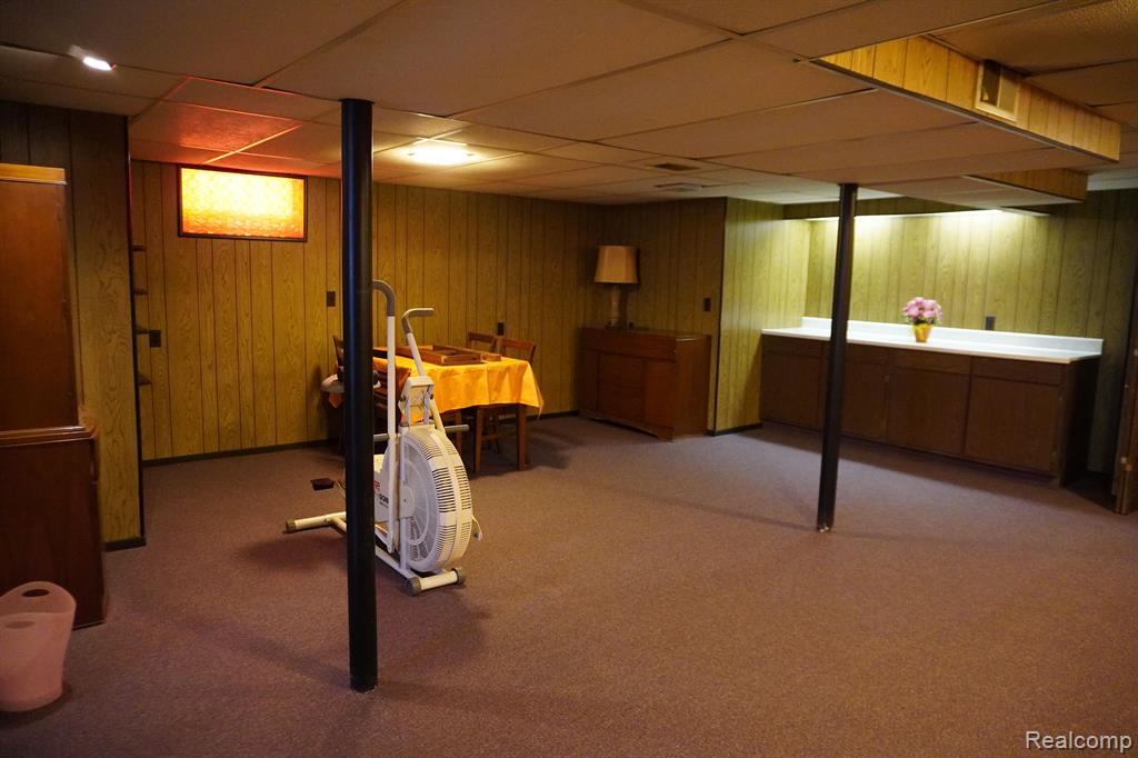 8098 SUNBURST, Center Line, MI 48015 — Photo 18