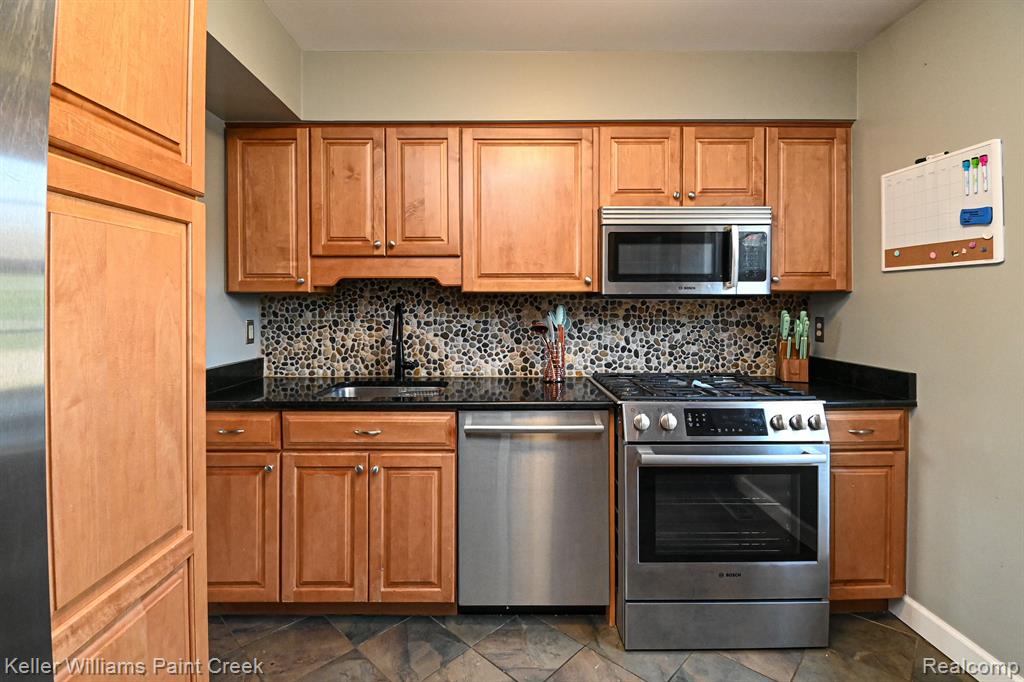 42369 ANCHOR Court, Northville, MI 48167 — Photo 18