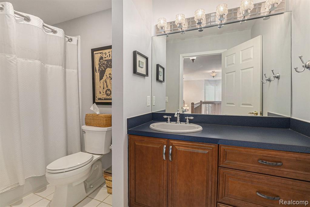 7643 MISTWOOD Drive, White Lake, MI 48383 — Photo 40