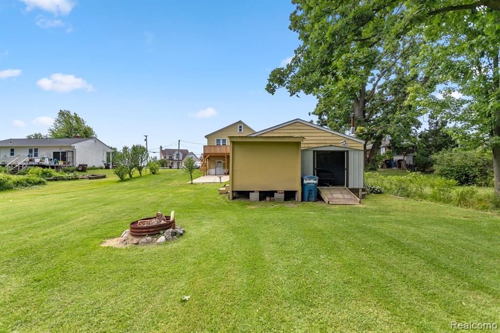 7215 S HURON RIVER Drive, South Rockwood, MI — Photo 39