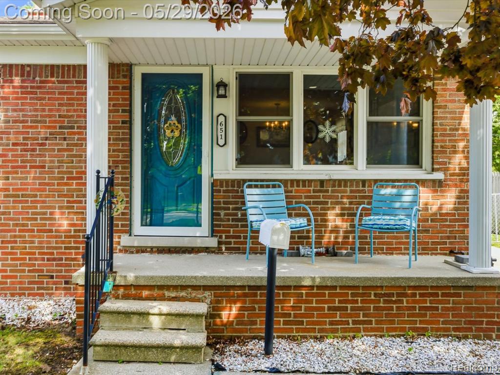 651 Carolina Avenue, Marysville, MI 48040 — Photo 5