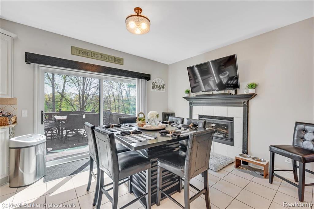 1445 Wood Trail, Oxford, MI 48371 — Photo 11