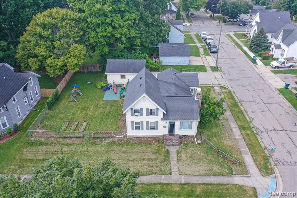 745 N Calhoun Street, Lapeer, MI 48446 — Photo 24