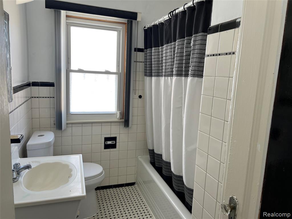 5773 Lakewood Street, Detroit, MI 48213 — Photo 11