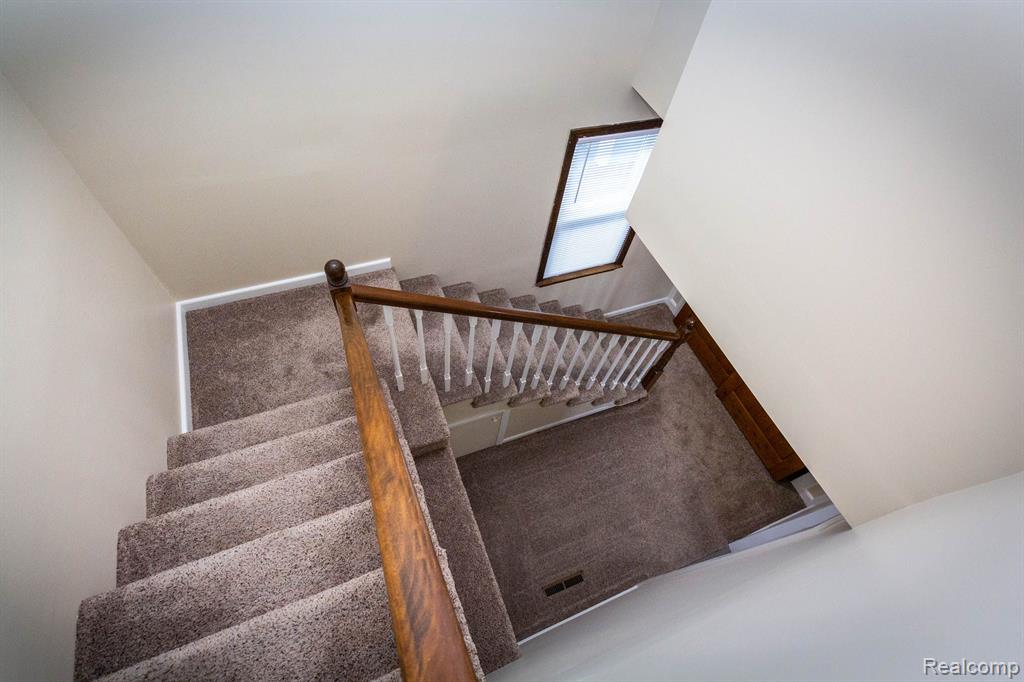 843 CHERRY Street, Wyandotte, MI 48192 — Photo 30