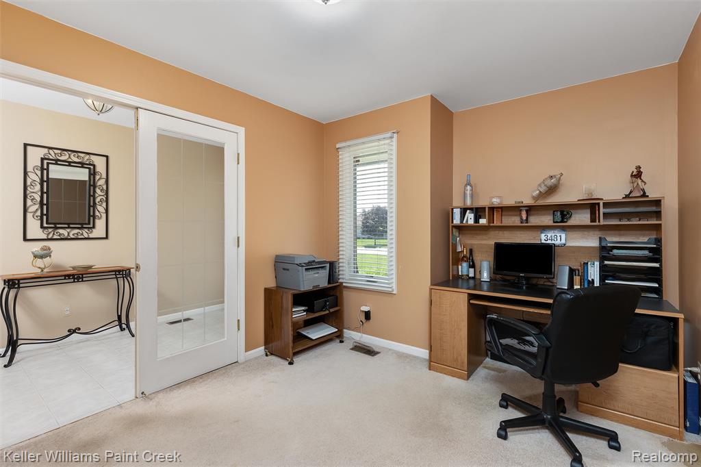 49240 Shenandoah Drive, Macomb, MI 48044 — Photo 5
