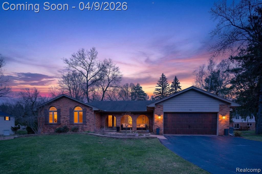 341 Ridgewood Road, Rochester, MI 48306 — Photo 2
