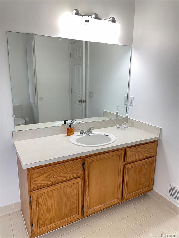 53775 CRANSTON Drive, Macomb, MI 48042 — Photo 39