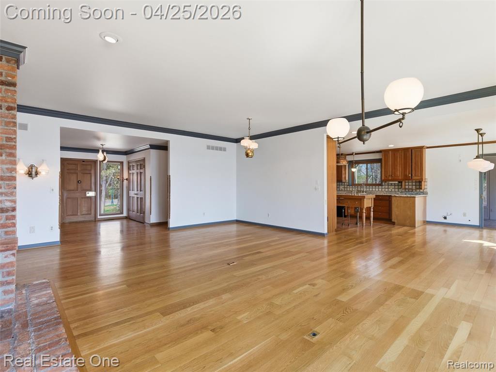 9990 Sashabaw Road, Clarkston, MI 48348 — Photo 34