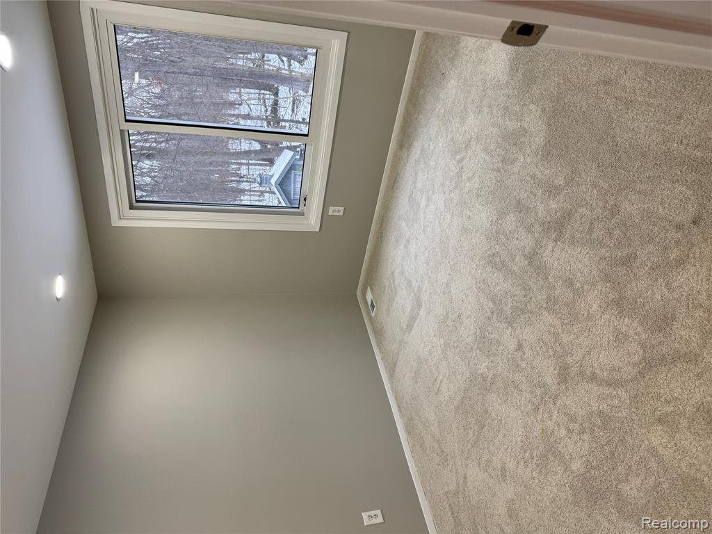 635 Timberline Drive, Rochester Hills, MI 48309 — Photo 34