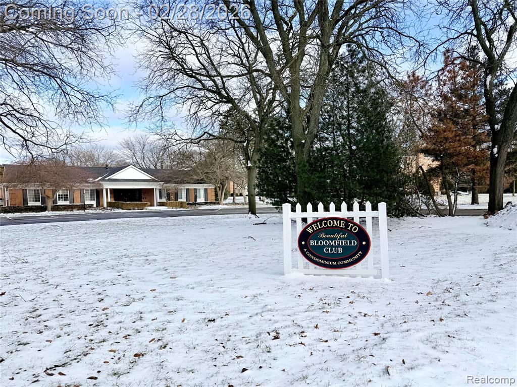 611 E Fox Hills Drive, 36, Bloomfield Hills, MI 48304 — Photo 32