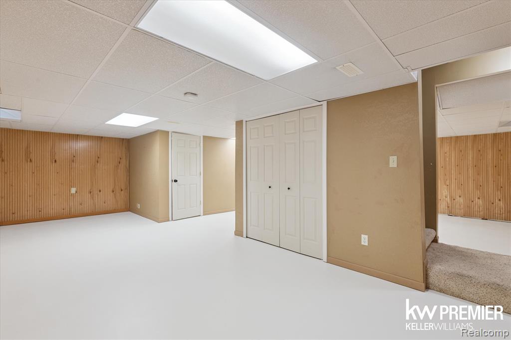 9301 Cardwell Street, Livonia, MI 48150 — Photo 28