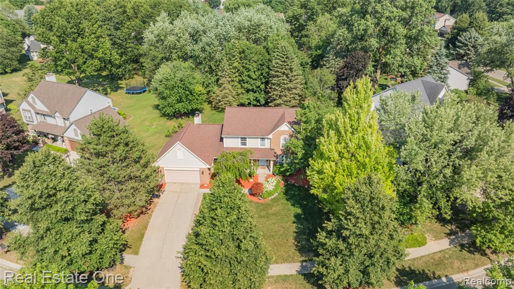 7570 Greenway Lane, West Bloomfield, MI 48324 — Photo 75