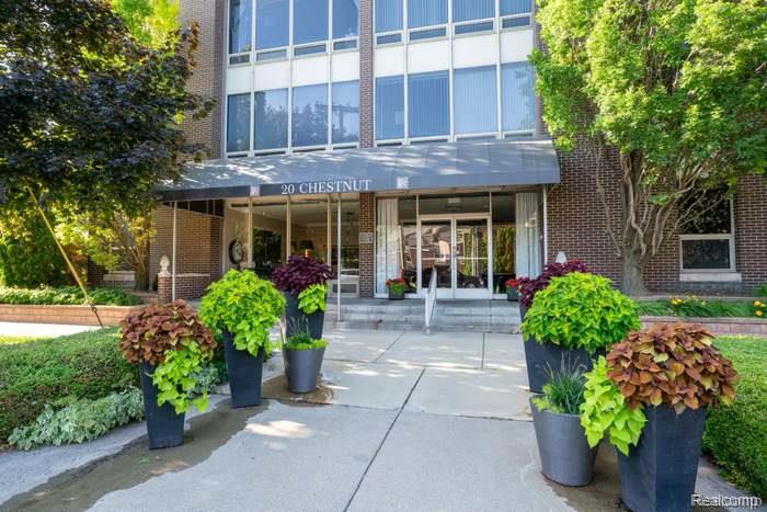 20 Chestnut Street, 302, Wyandotte, MI 48192