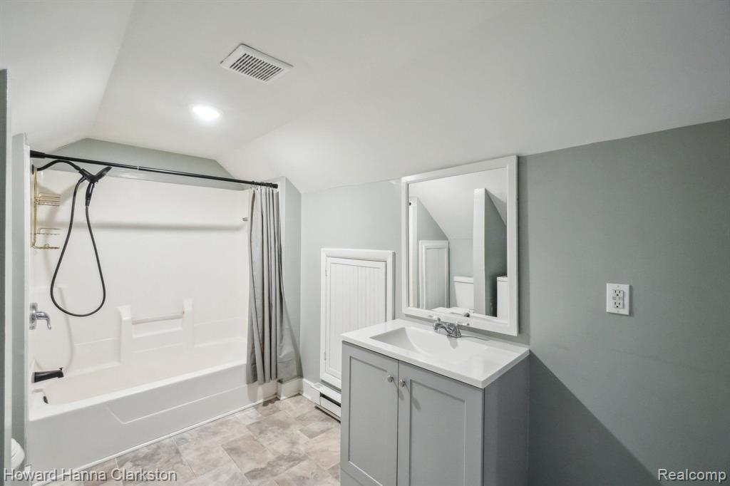 505 N Adelaide Street, Fenton, MI 48430 — Photo 23