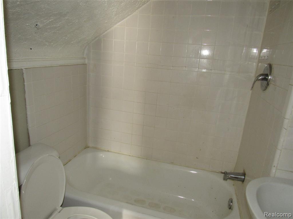 9623 Cheyenne Street, Detroit, MI 48227 — Photo 9