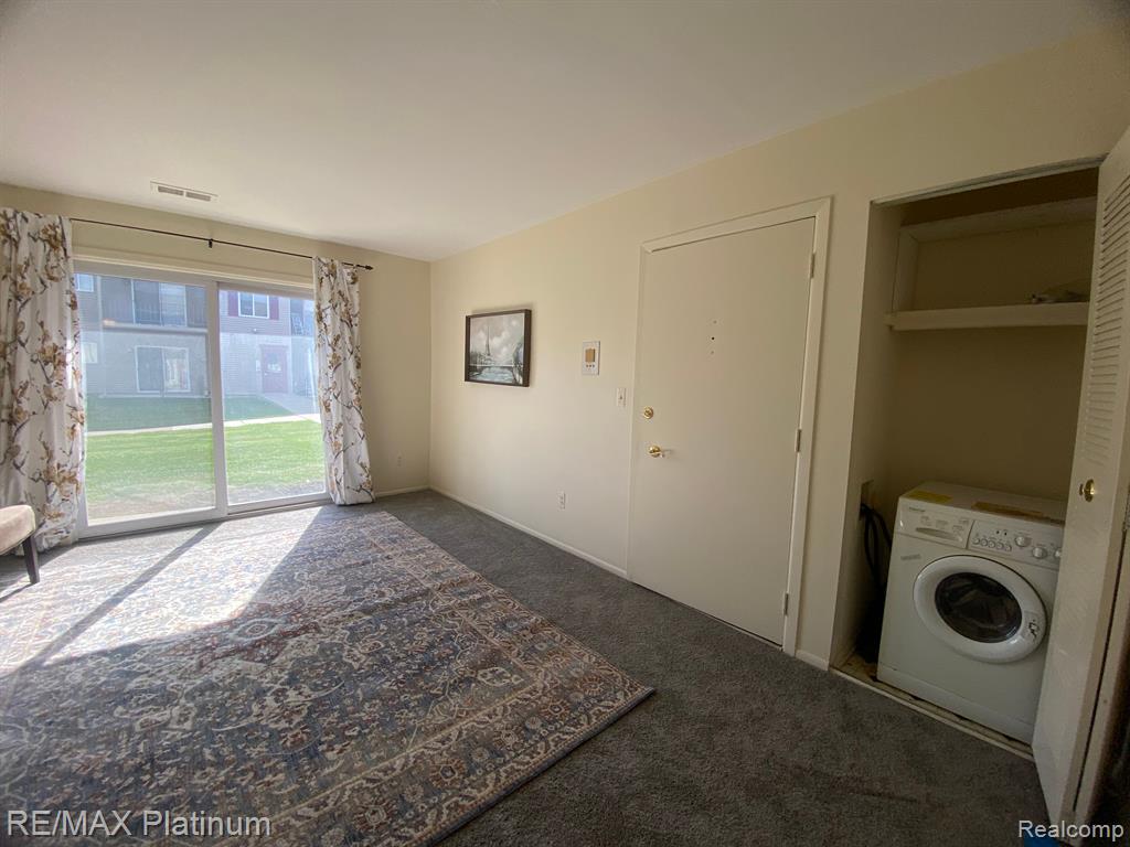 10018 ALLEN POINTE Drive, Allen Park, MI 48101 — Photo 3