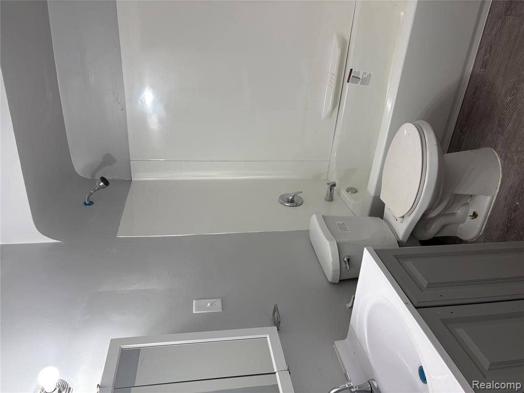 14347 Westwood Street, Detroit, MI 48223 — Photo 8