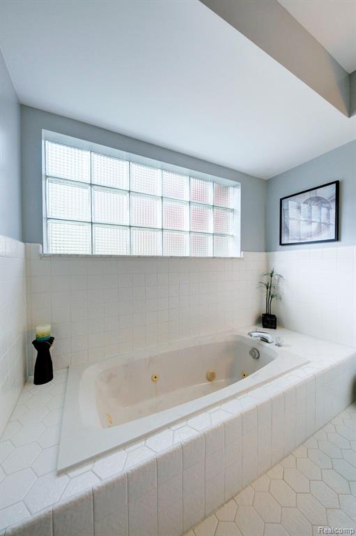 46821 ELMSMERE Drive, Northville, MI 48167 — Photo 29