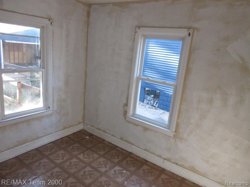 20815 BETHLAWN Boulevard, Ferndale, MI 48220 — Photo 11
