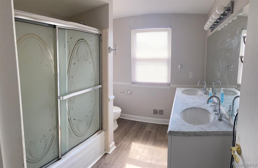 494 ROLLING GREEN Circle S, Rochester Hills, MI 48309 — Photo 22