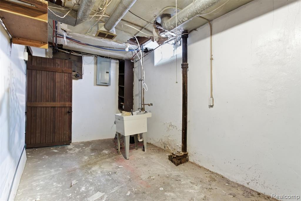 17206 Snowden Street, Detroit, MI 48235 — Photo 16