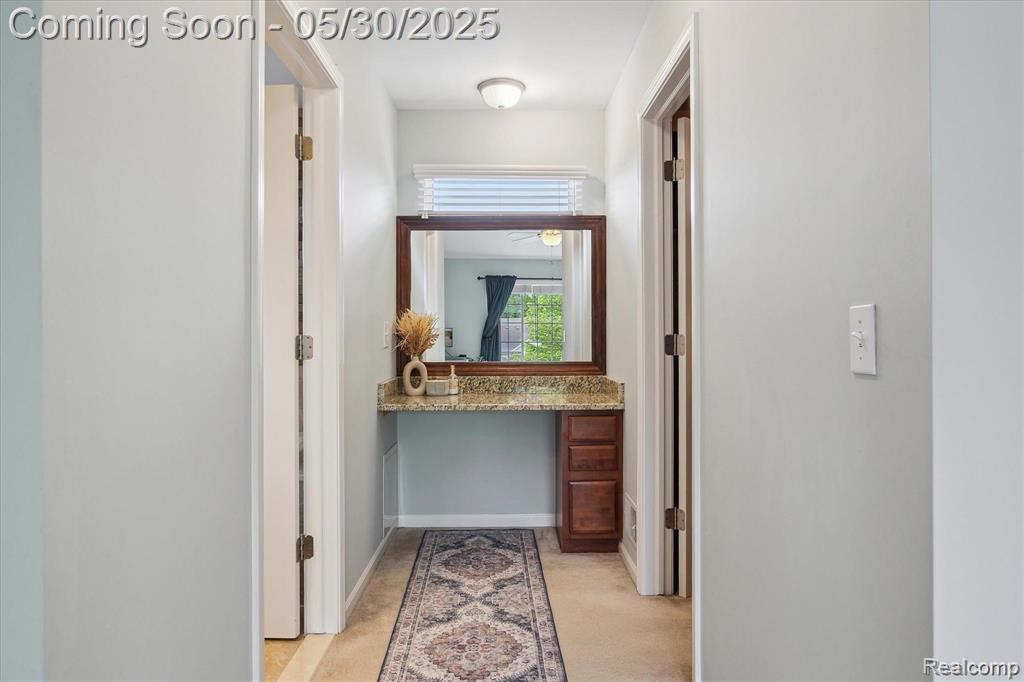 9267 Richfield, Livonia, MI 48150 — Photo 25