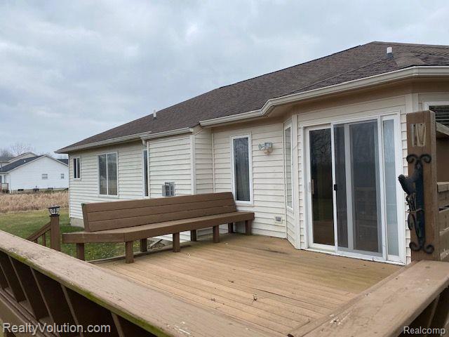 240 Deer Park S, Capac, MI 48014 — Photo 29