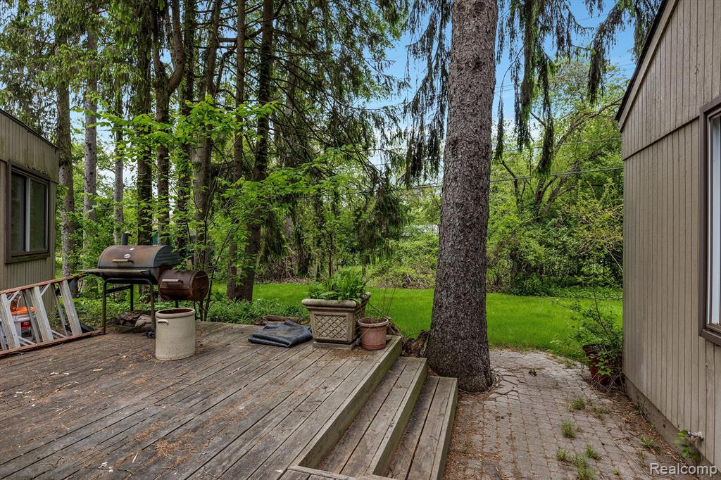 5462 BOYNE HIGHLAND Trail, Clarkston, MI 48348 — Photo 15