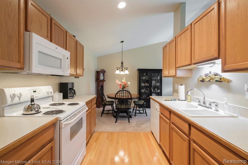 4186 Stonebridge Drive, Holly, MI 48442 — Photo 11