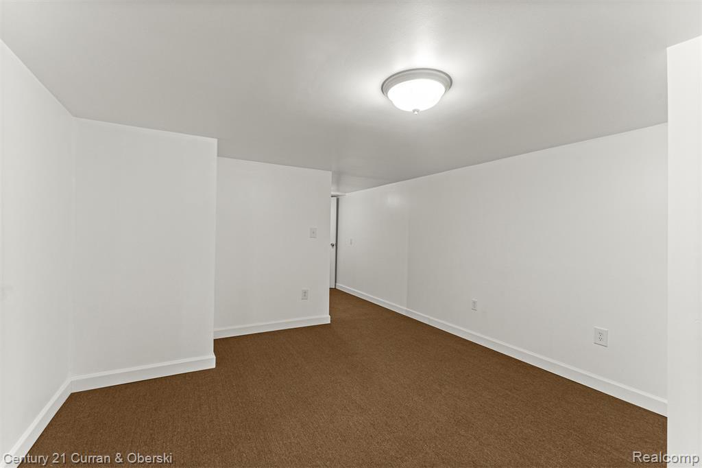 30631 Bayview Drive, Gibraltar, MI — Photo 33