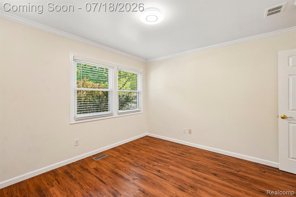 4855 Butler Drive, Troy, MI 48085 — Photo 17