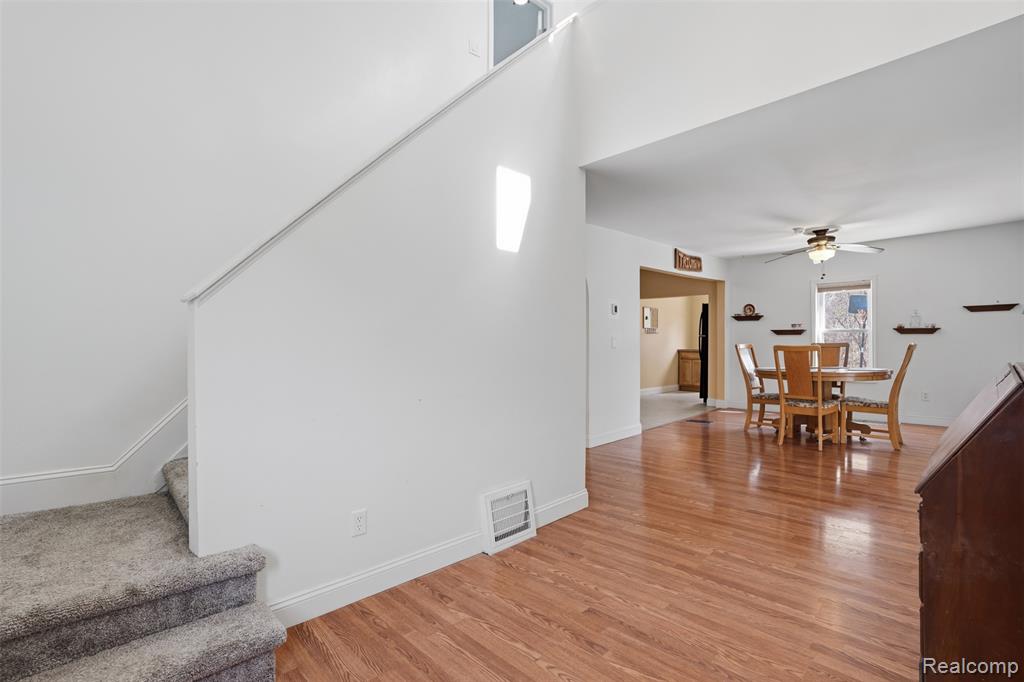 9669 Hadley Road, Clarkston, MI 48348 — Photo 14