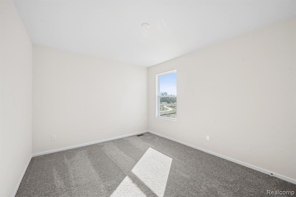 414 Hidden River W, Holly, MI 48442 — Photo 22