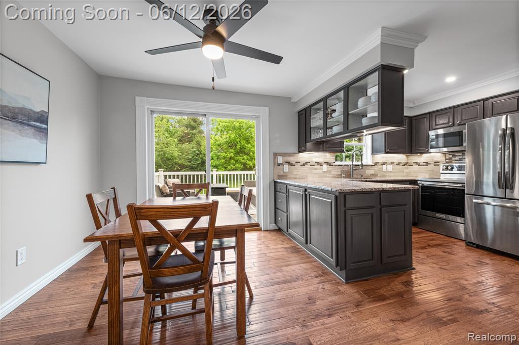 2904 Sun Terrace Drive, Hartland, MI 48353 — Photo 13