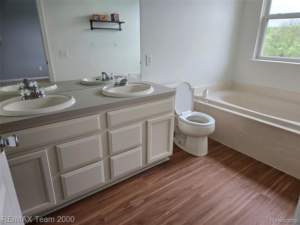 7249 Warwick Drive, Ypsilanti, MI 48197 — Photo 14