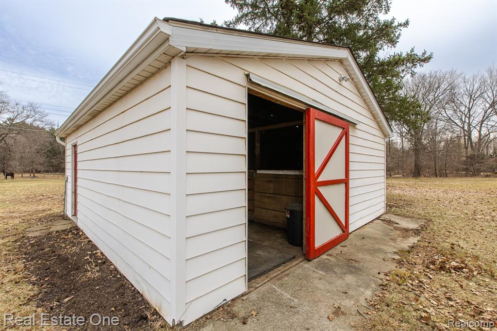 475 S Coats Road, Oxford, MI 48371 — Photo 44