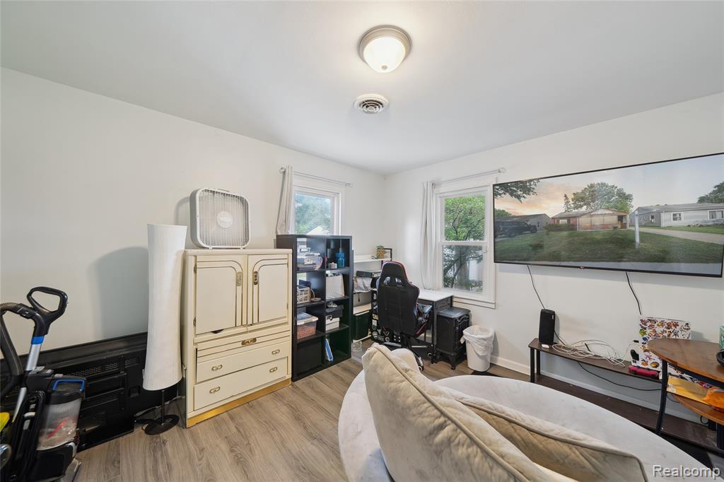 6018 Harrison Street, Garden City, MI — Photo 23