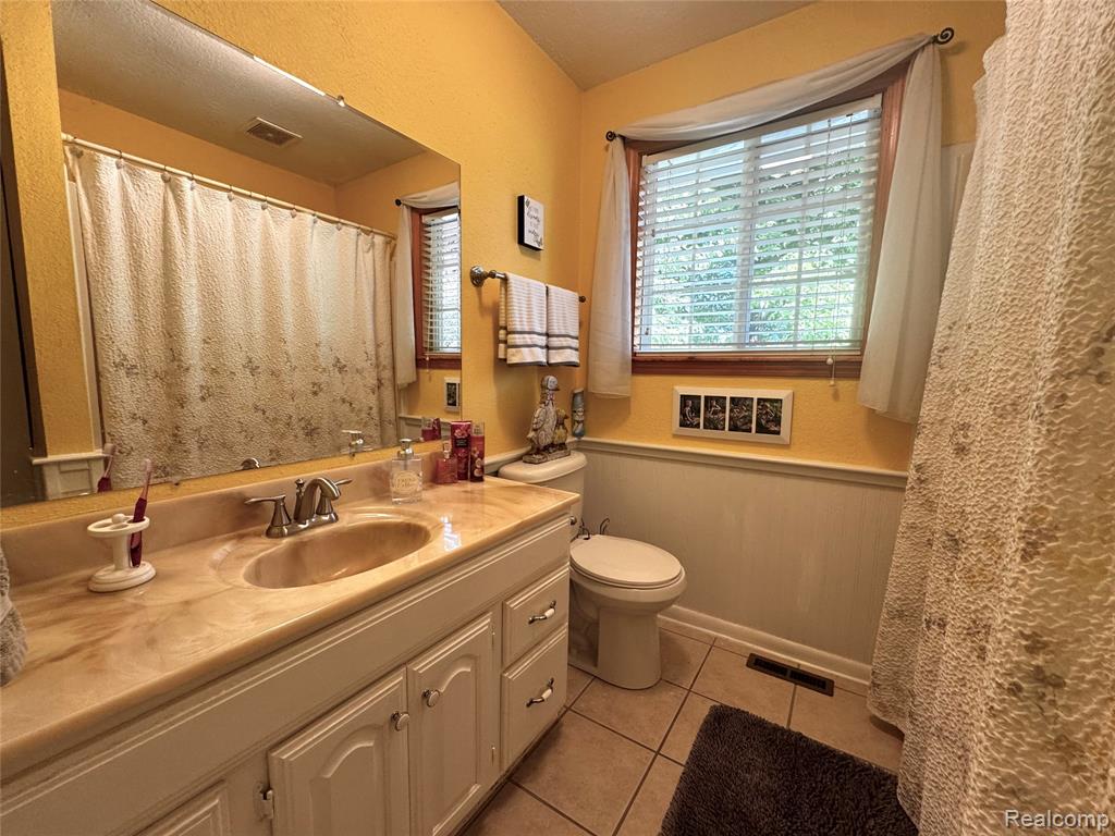 2455 Valley Church Drive, Clio, MI 48420 — Photo 17