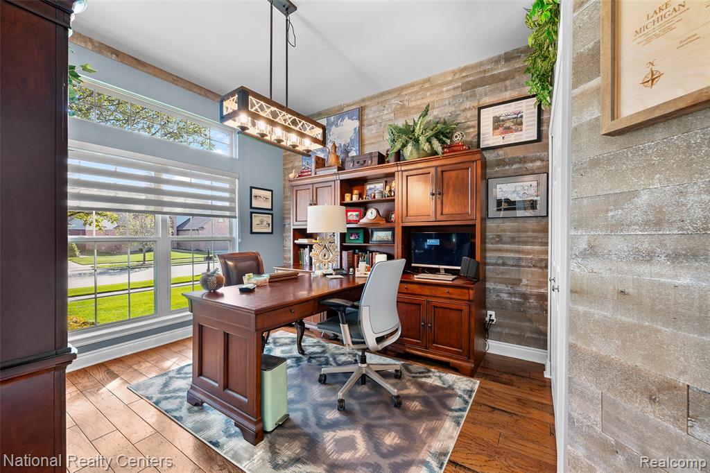 46245 Sawyer Lane, Macomb, MI 48044 — Photo 12