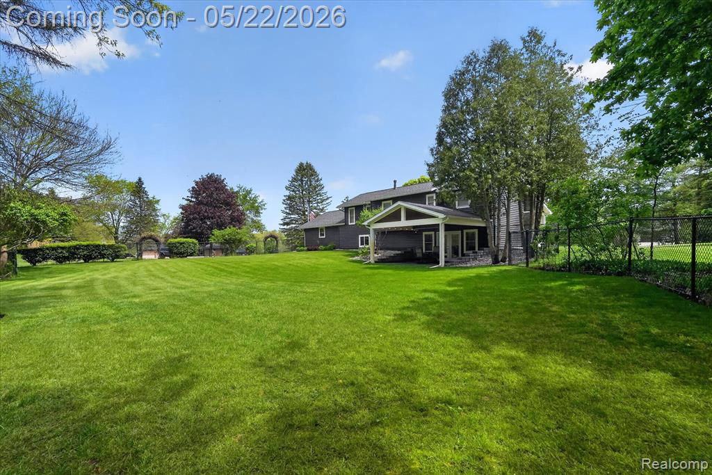 12192 Overlook Drive, Fenton, MI 48430 — Photo 44