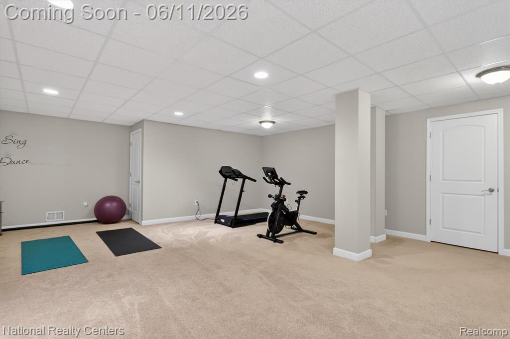 27412 Victoria Road, Novi, MI — Photo 38
