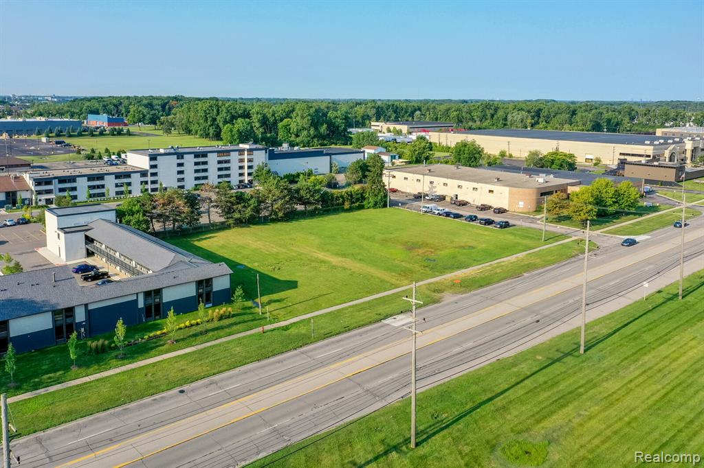 7700 15 Mile Road, Sterling Heights, MI 48312 — Photo 2