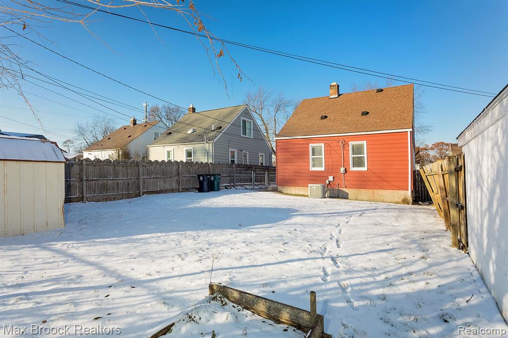 508 DEWEY Street, Royal Oak, MI 48067 — Photo 26