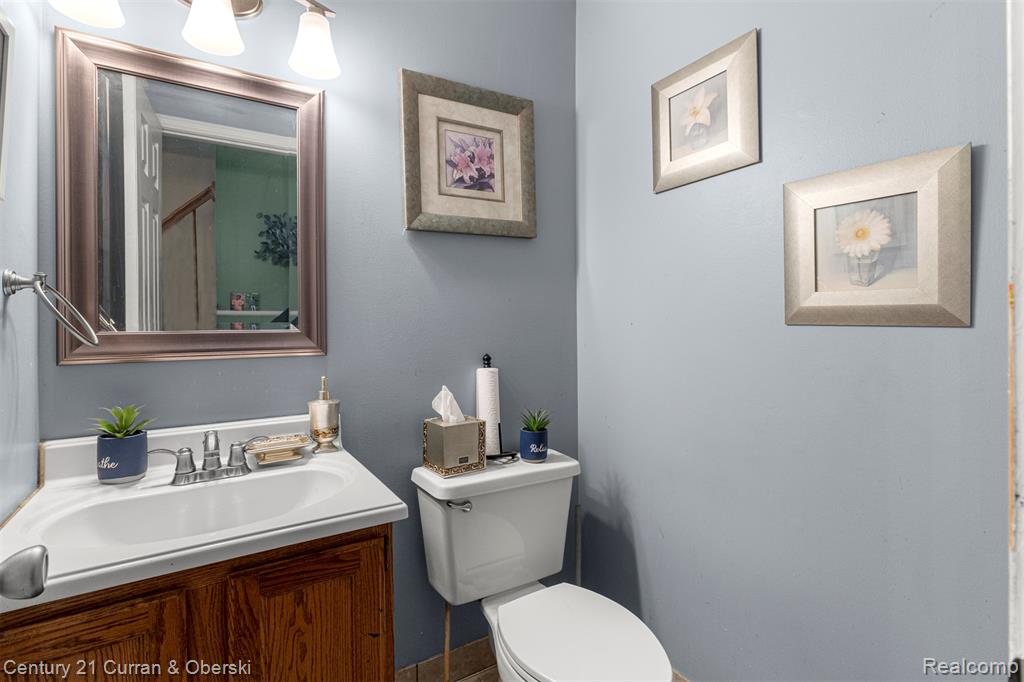8095 S Huron River Drive, Ypsilanti, MI 48197 — Photo 9